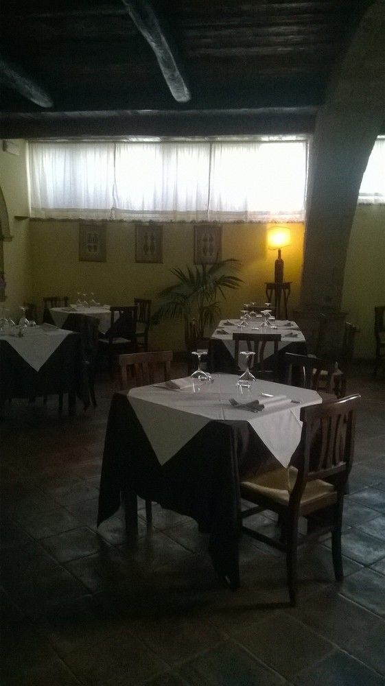 Locanda Della Taverna Etrusca Sovana Exterior photo
